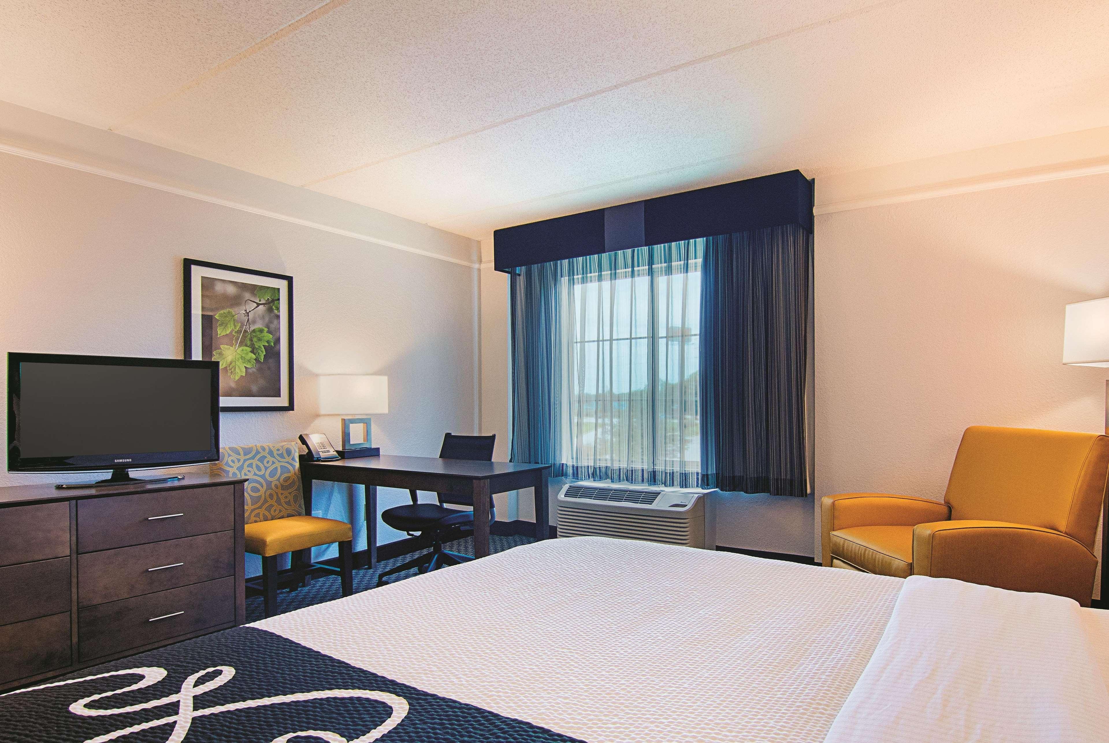 Hotel La Quinta By Wyndham Atlanta Conyers Extérieur photo
