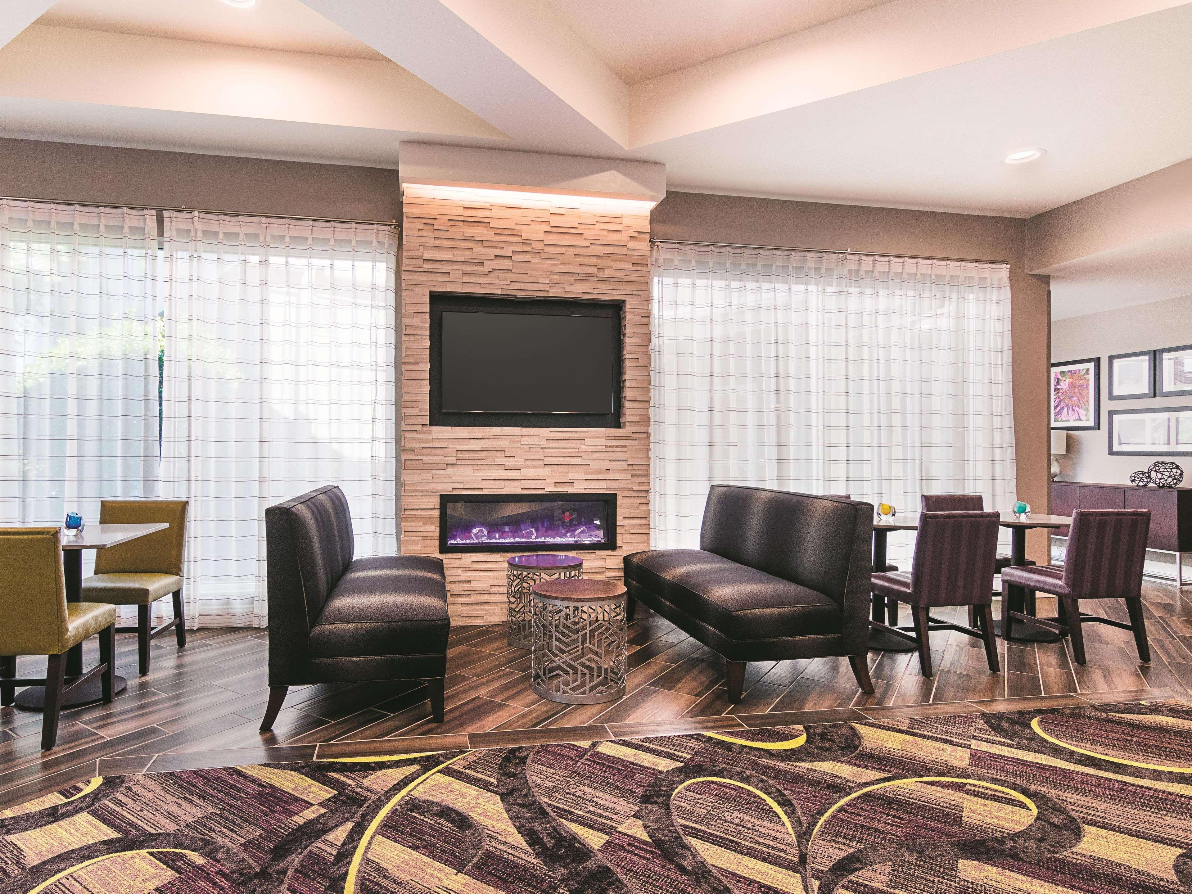 Hotel La Quinta By Wyndham Atlanta Conyers Extérieur photo