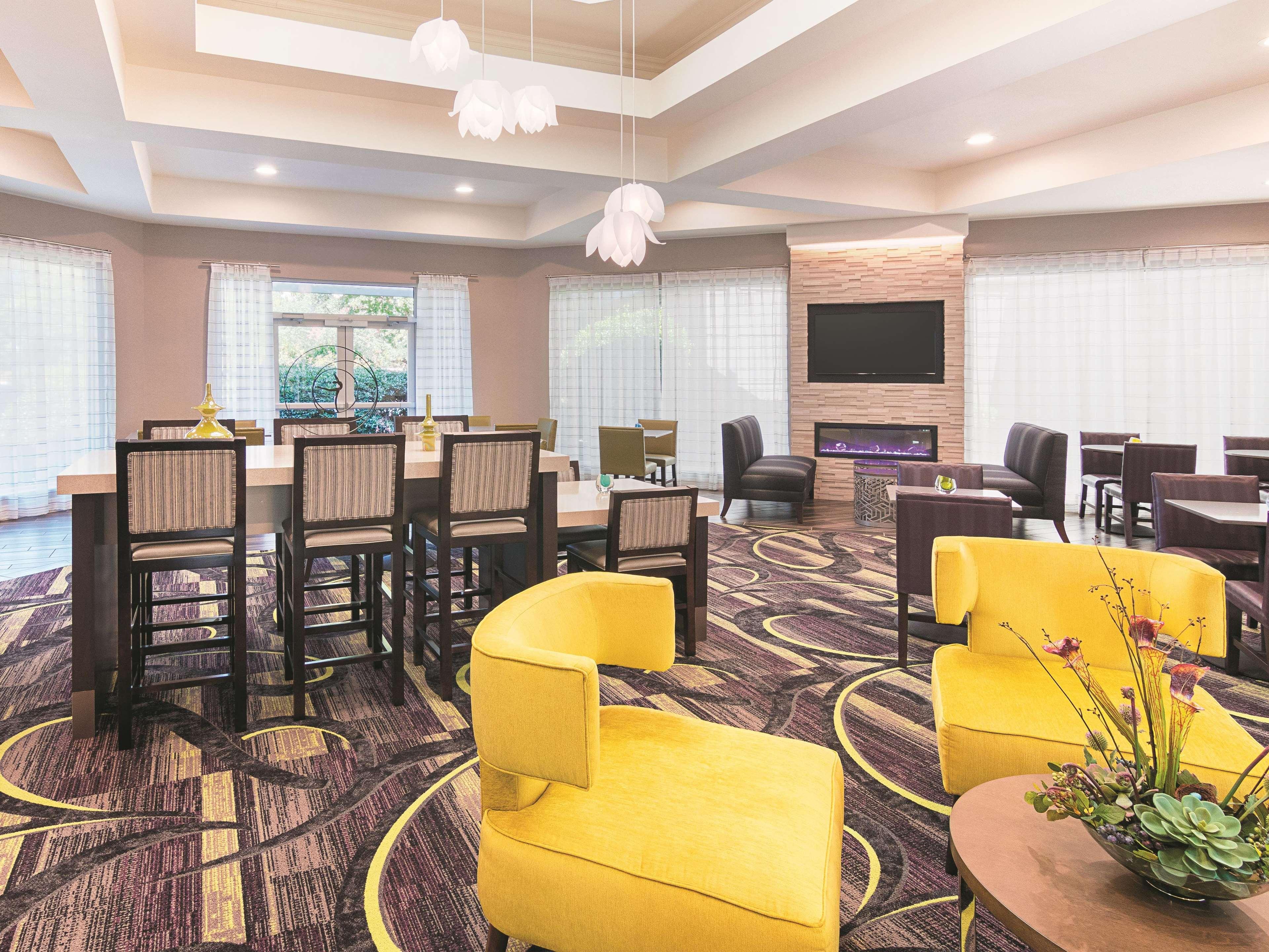Hotel La Quinta By Wyndham Atlanta Conyers Extérieur photo