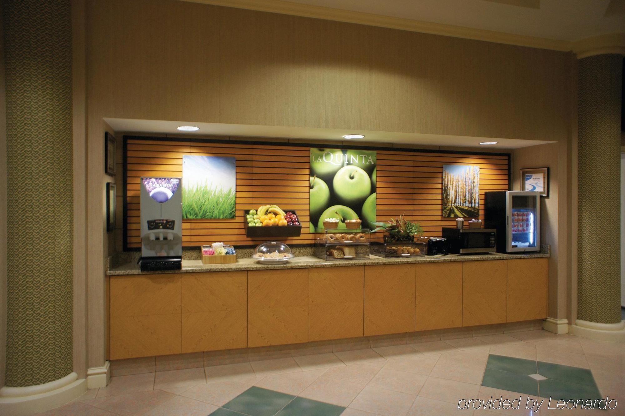 Hotel La Quinta By Wyndham Atlanta Conyers Extérieur photo