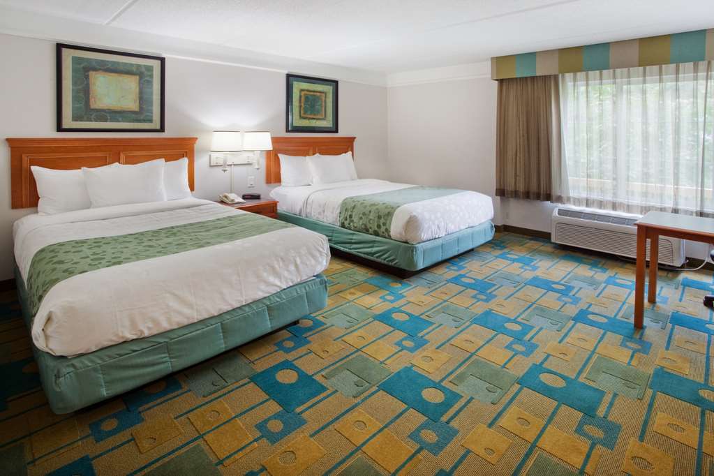 Hotel La Quinta By Wyndham Atlanta Conyers Chambre photo